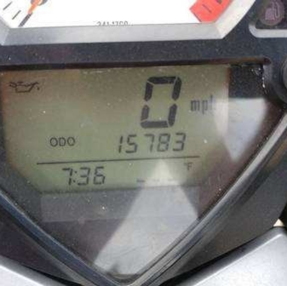 Suzuki sv650 - Picture 7 of 7